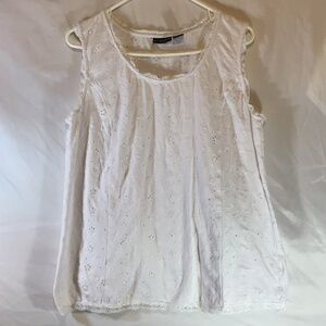 Bay Studio Plus 1X Blouse White Eyelet Lace Tank Cottagecore Romantic Summer